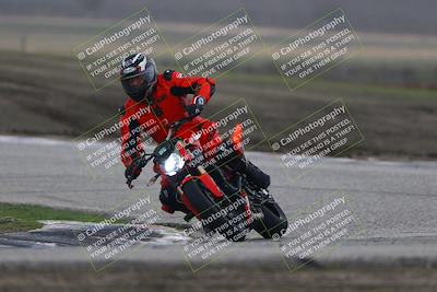 media/Nov-29-2025-TrackDaz (Sat) [[10ae2d9bce]]/B Group/Session 3 (Outside Grapevine)/